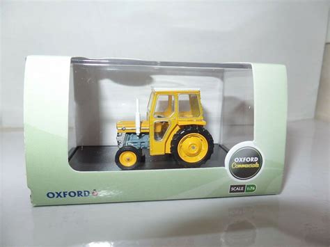 Oxford 76mf002 Mf002 1 76 Oo Scale Massey Ferguson 135 Tractor Yellow White