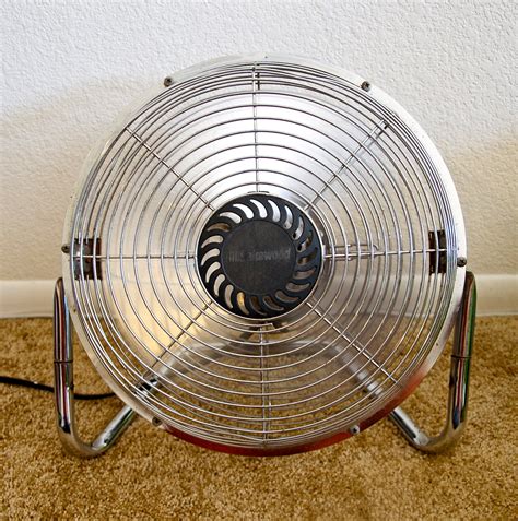 Salevintage Lakewood Metal Blade Fanindustrial Fan