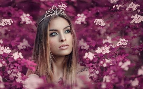 2k Free Download Princess Girl Model Flower Tiara Woman Pink Hd Wallpaper Peakpx