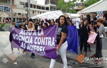 Marchan En Acapulco Para Exigir Alto A La Violencia Contra Las Mujeres