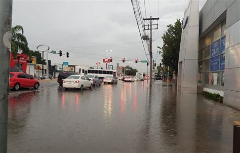 Seis Colonias Y Dos Pasos A Desnivel Con Inundaciones Saldo De Lluvias