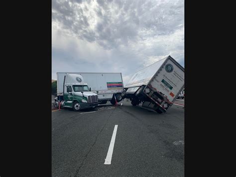 I 680 Reopens After Big Rig Jack Knifes Spills Fuel Near Pacheco