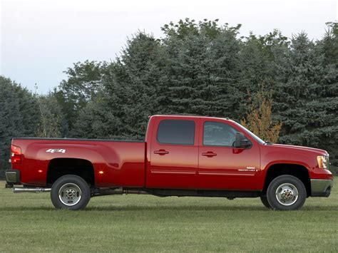 GMC Sierra 3500HD Crew Cab Specs & Photos - 2008, 2009, 2010, 2011 ...