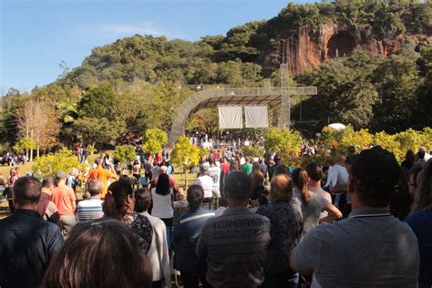 Milhares de romeiros as participam da 40ª Romaria à Gruta de Dom Pedro