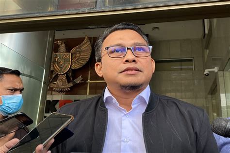 Kpk Geledah Kantor Bnpb Hingga Kemenkes Terkait Dugaan Korupsi Apd