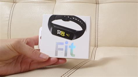 Фитнес браслет Samsung Galaxy Fit YouTube