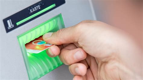 Bargeld am Bankautomaten Streik sorgt für Engpässe