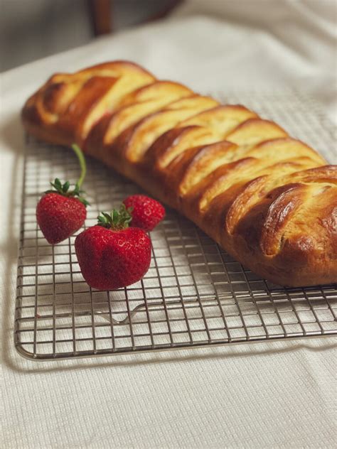 Strawberry Cream Cheese Braided Bread Really Into This