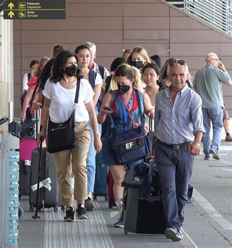 Aeroporto Un Piano Oltre La Pista Giani Ricetta Per Leconomia