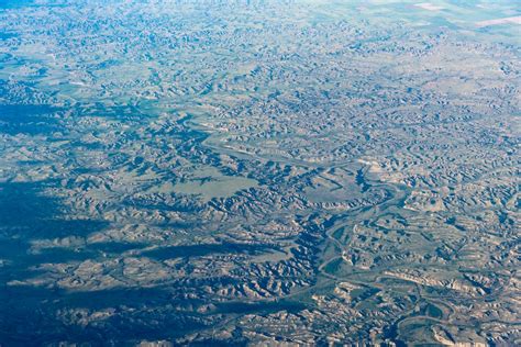 Missouri R. and badlands, N Dakota – Geology Pics