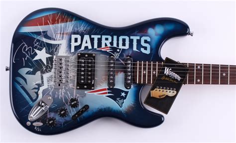 Tom Brady Signed Le Patriots Electric Guitar Steiner Coa Pristine