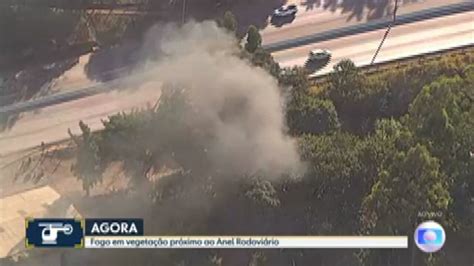 Vídeo Globocop flagra mais um incêndio em vegetação à beira do Anel