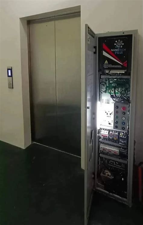 Polished Stainless Steel Passenger Elevator At Rs 850000 Stainless