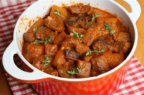 Slow Cooked Beef Casserole In Your Oven Simple Home Cooked Recipes