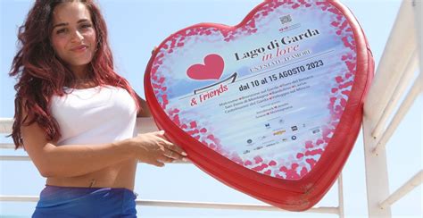 Batte Forte Il Cuore Dell Estate Con Lago Di Garda In Love Dal Al