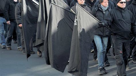 Neonazi Anschläge Sorge vor Polizeipannen im Kampf gegen Rechts