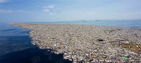 Giant Trash Island Spawning In The Middle Of The Ocean