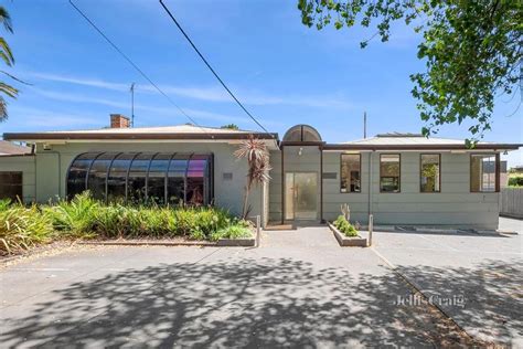 Hotel Motel Pub Leisure Property Sold In 255 Pakington Street