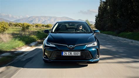 2023 Toyota Corolla yeni model yılıyla ailede hangi değişimleri