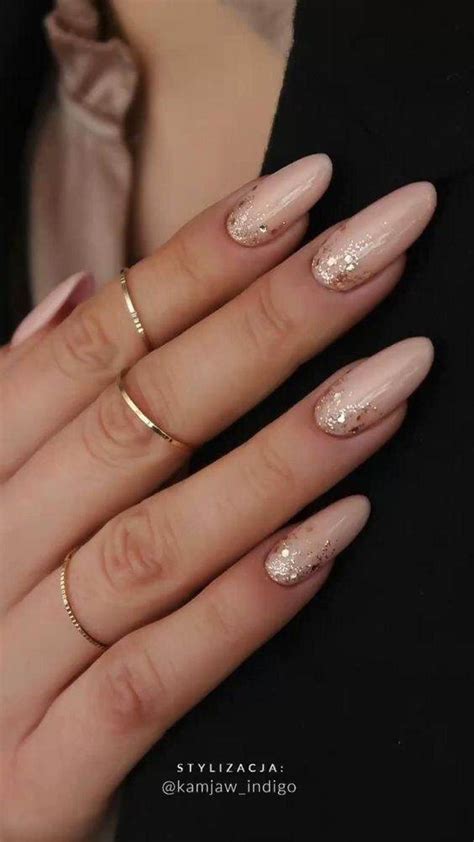 30 Irresistible Nude Nail Designs To Copy ASAP