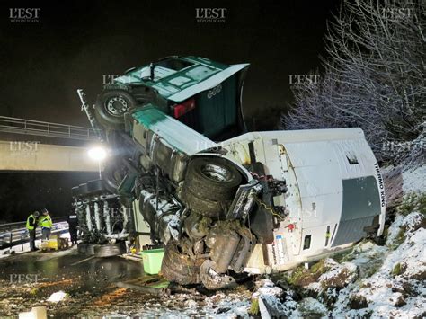 A La Une Un Camion Victime Dun Impressionnant Accident Sur La RN57