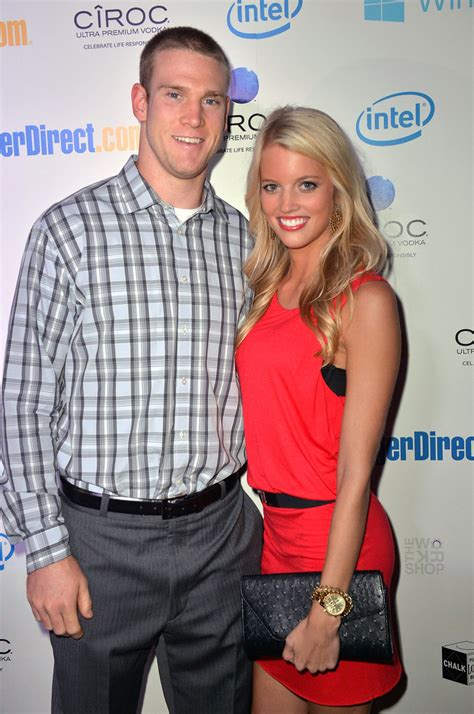 Hot Football Wives And Girlfriends To Distract You From The Super Bowl ...