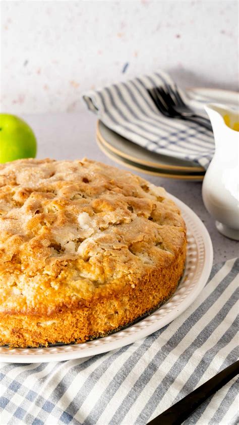 Irish Apple Cake - Mama Needs Cake®