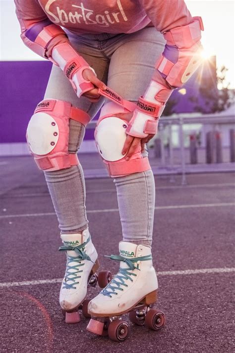 Liana Of Findingfemme In Impalarollerskates And Protective Gear Rollerskates Rollerskating