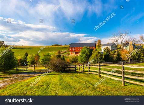 1562 Pennsylvania Farm House Images Stock Photos And Vectors Shutterstock