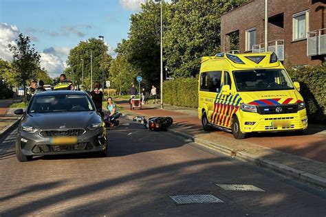 Scooterrijder Gewond Bij Botsing Met Auto Egelantierstraat Leeuwarden