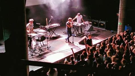 El Increíble Motivo Por El Que Una Banda De Rock Expulsó A Su Vocalista