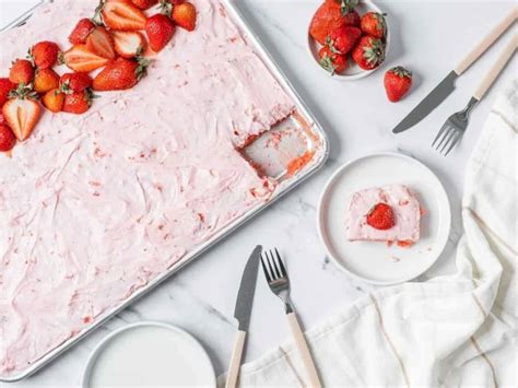 Strawberry Sheet Cake
