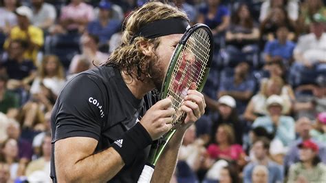 Us Open Le Cauchemar De Tsitsipas Une Bulle Pour Commencer Une