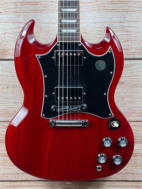 Gibson SG Standard Electric Guitar Heritage Cherry 711106035635