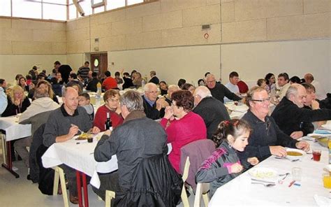 Parents D L Ves Convives Au Boeuf Bourguignon Le T L Gramme