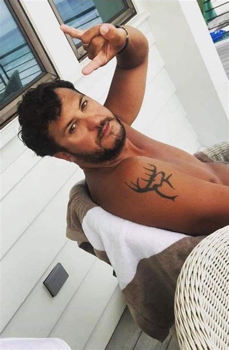 Pin On Luke Bryan Luke Bryan Shirtless Luke Bryan Hot Luke Bryan