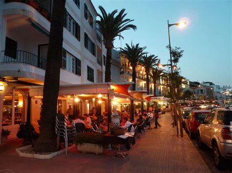 Nightlife Auf Menorca Die Besten Clubs Bars Und Diskos Menorca