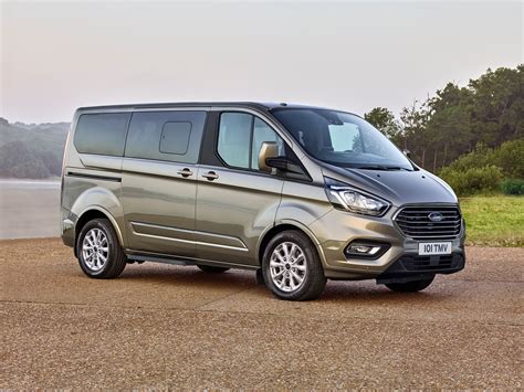 Neuer Ford Tourneo Custom Der Ideale Personentransporter Für Business