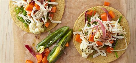 Tostadas De Pollo Con Chiles En Escabeche Chef Oropeza