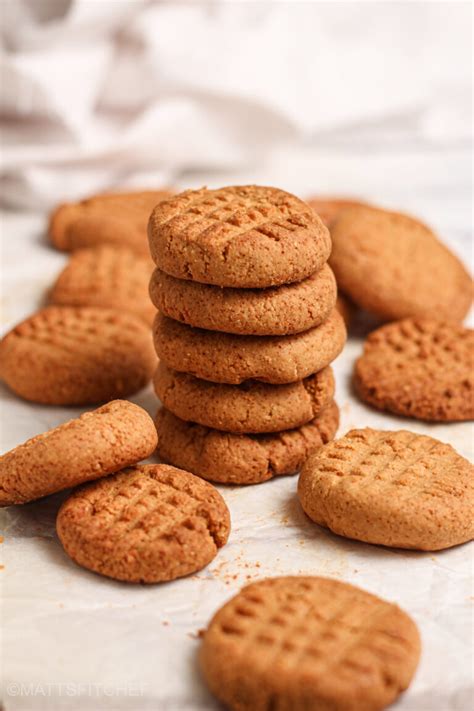 Keto Peanut Butter Cookies {3 Ingredients And No Eggs}