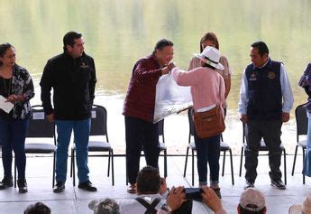 Entrega Menchaca 306 mil crías de peces a productores de 17 municipios