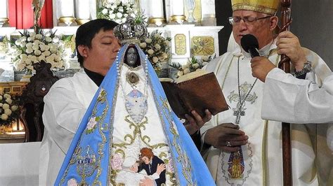 Esc Ndalo La Imagen De Milei En El Manto De Una Virgen