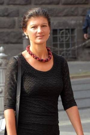 Hot Sexy Sahra Wagenknecht Bikini Pics