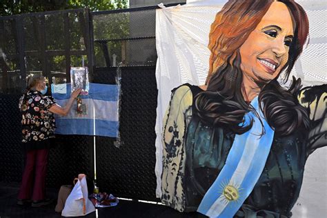 Condenan A Cristina Fernández De Kirchner A 6 Años De Prisión Por La