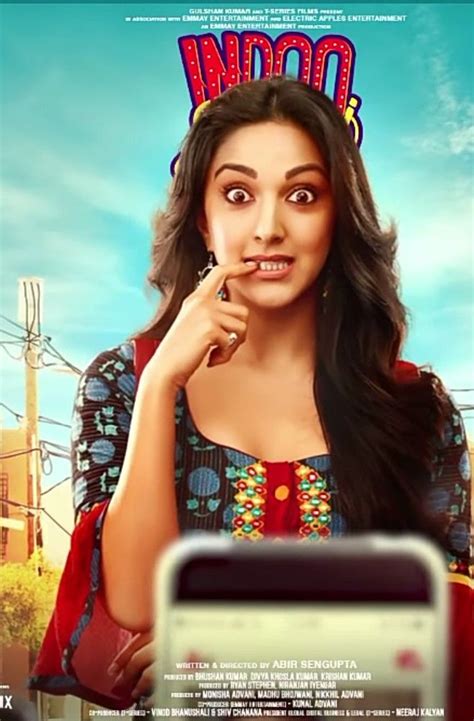 Pin By Om Arya On Kiara Advani Kiara Advani Hot Kaira Advani Kiara Advani