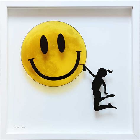 VeeBee Art & Design - VeeBee - painting on glass - smile