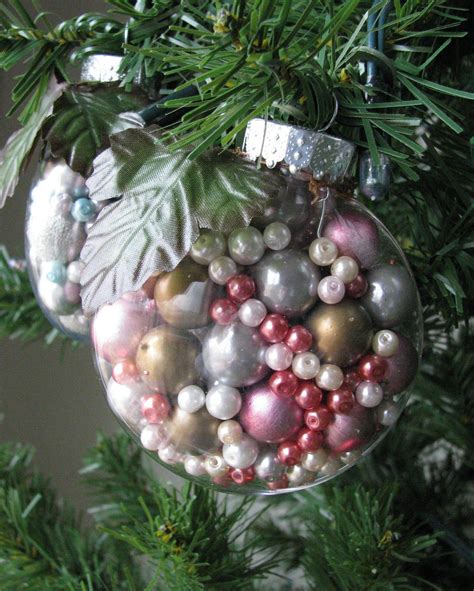 20 Ideas For Filling Clear Christmas Ornaments The Urban Decor