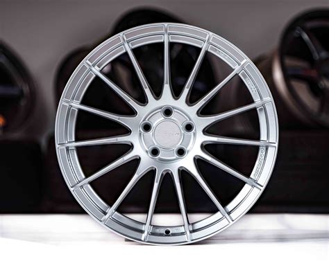 Enkei Racing RS05RR 188 5 42 5100 Sparkle Silver Finish Wheel Set