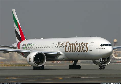 Boeing 777 300er Emirates A6 Ego Cn 35598 1000 Artofit