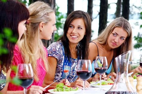 La "rivoluzione rosa" del vino: il 41% è donna | Vistanet